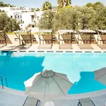 Queen By Important Group Travel Hotel