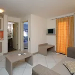 Queen By Important Group Travel Hotel 4*
