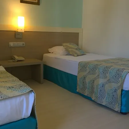 Ξενοδοχείο Queen By Important Group Travel 4*