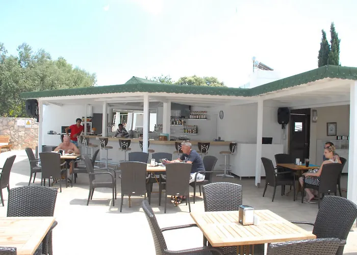 Queen By Important Group Travel Gümbet