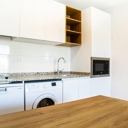 Queen By Important Group Travel Hotel 4*