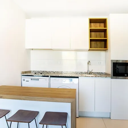 Queen By Important Group Travel Aparthotel 3*