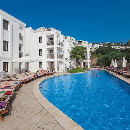 Queen By Important Group Travel Aparthotel Bodrum