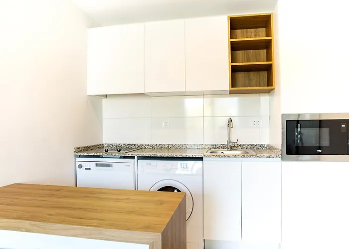 Hotel Queen By Important Group Travel 4*