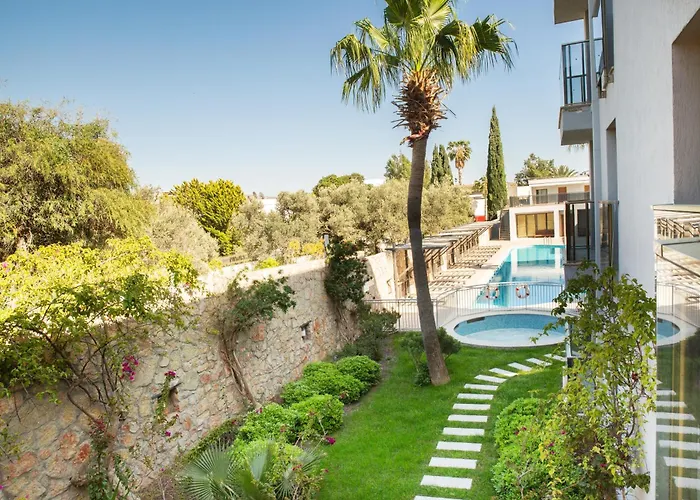 Hotel Queen By Important Group Travel Gumbet