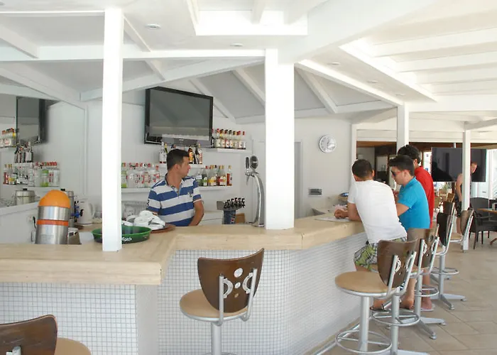 Hotel Queen By Important Group Travel Gumbet