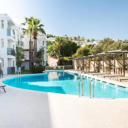 Queen By Important Group Travel 호텔