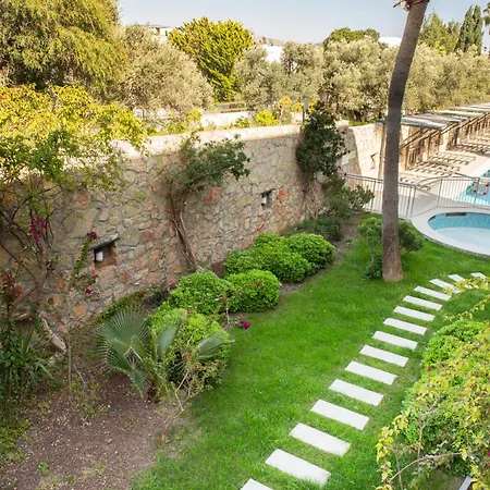 Queen By Important Group Travel 검벳